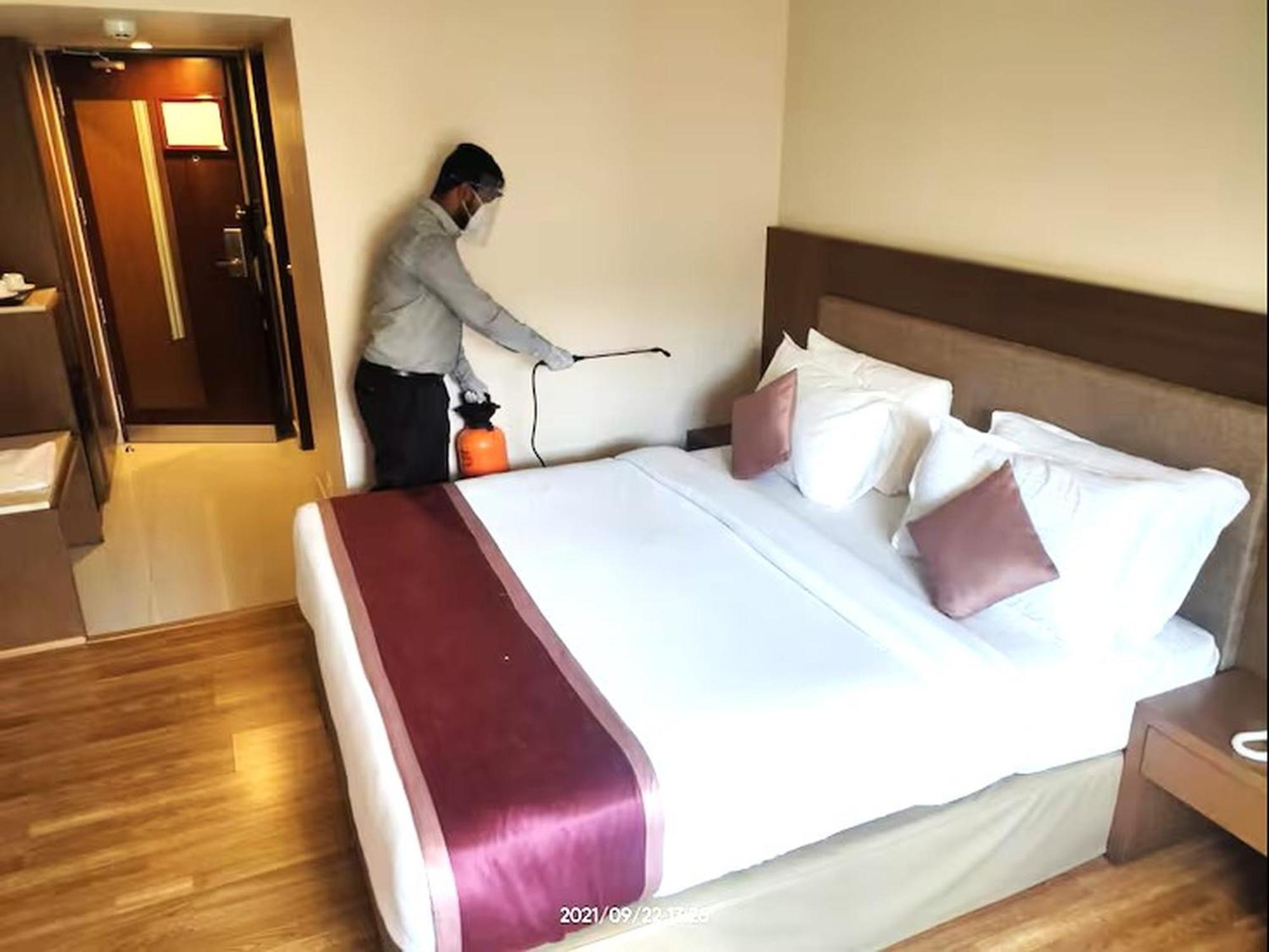 พาร์ค เรซิเดนซี โกเจนเชอรี Hotel Kozhancheri ภายนอก รูปภาพ